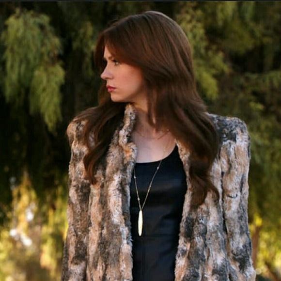 Alice + Olivia Faux Fur Cropped Jacket - Picture 8 of 8